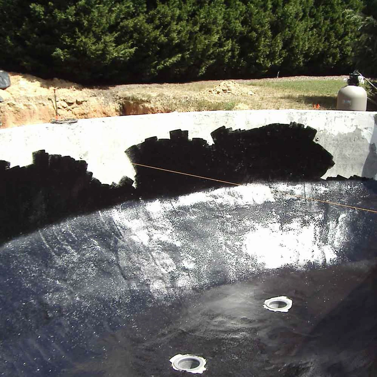 Pond Armor Pond Shield Non-Toxic Epoxy Pond Liner 1.5 Gallons 5 Pond Armor Pond Shield Non-Toxic Epoxy Pond Liner 1.5 Gallons - Image 3