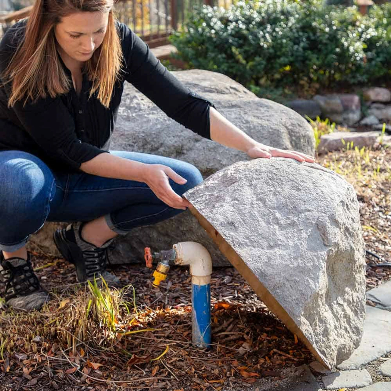 CrystalClear TrueRock Medium Boulder Covers 27L X 21W X 14H-Inch 4 CrystalClear TrueRock Medium Boulder Covers 27L X 21W X 14H-Inch - Image 2