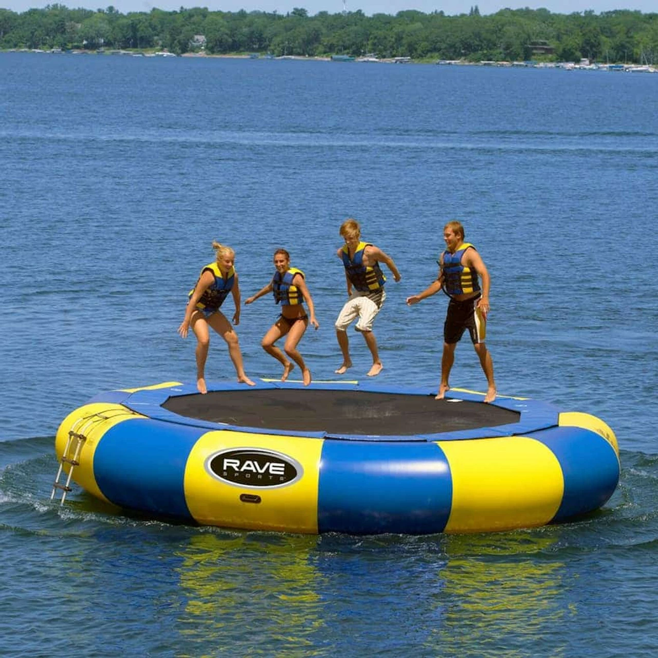RAVE Sports Aqua Jump Eclipse 3 RAVE Sports Aqua Jump Eclipse